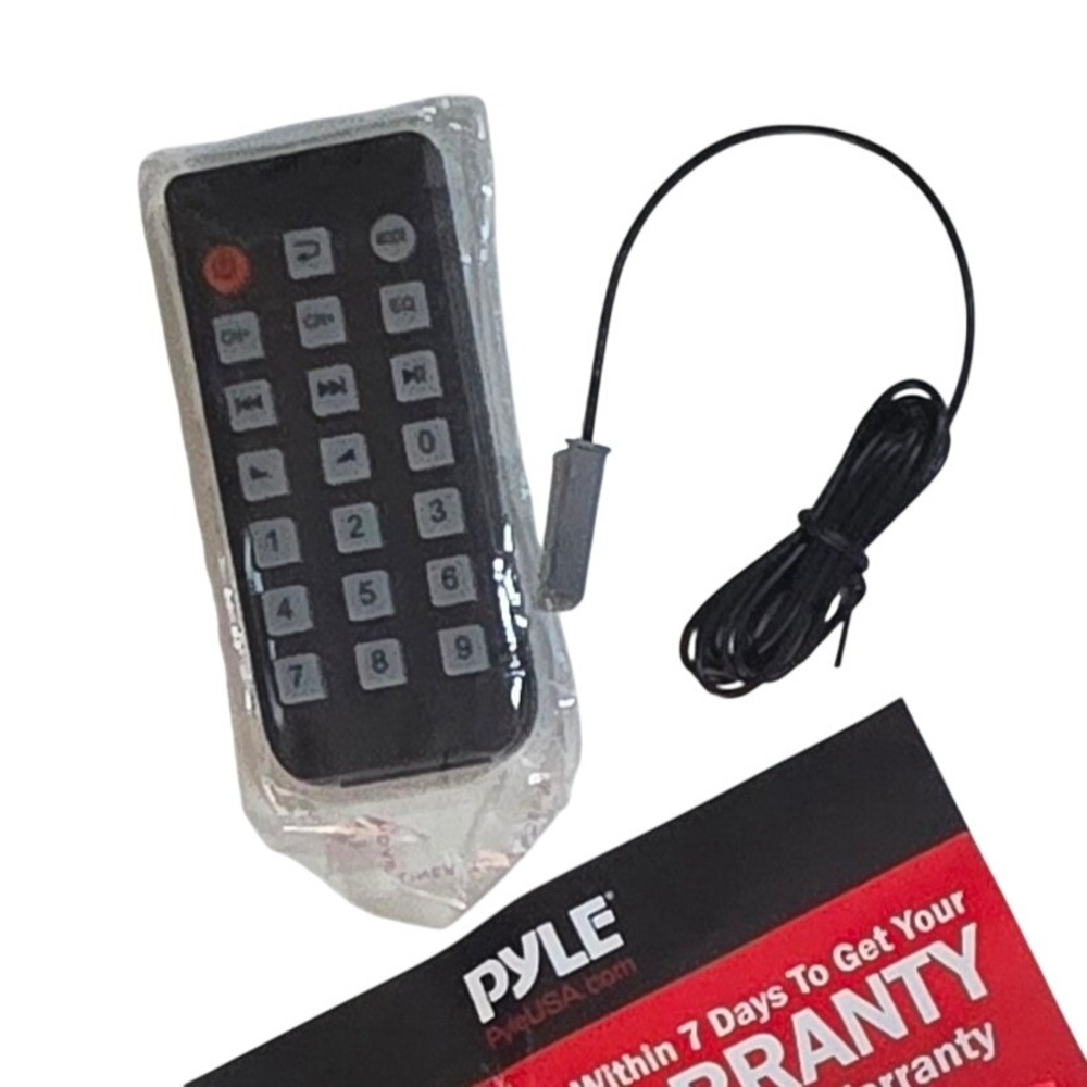 Pyle PCAU25A Stereo Power Amplifier System Remote Control FM Antenna & Manual